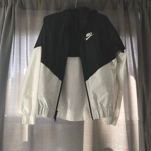 Nike windbreaker